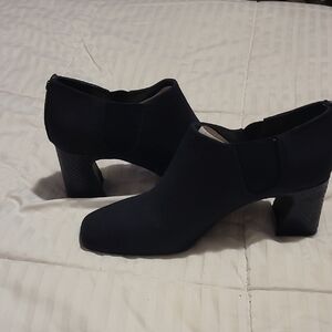 NYDJ Elegant Navy Women's Square Heeled Shoes